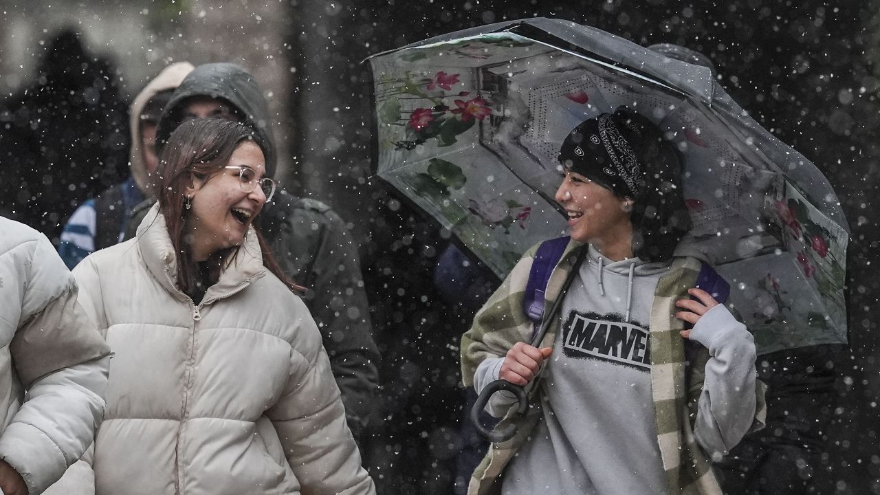 Mart ortasında kış geri geldi, Meteoroloji il il uyardı! Kar, sağanak,  fırtına, buzlanma... | Türkiye Gazetesi