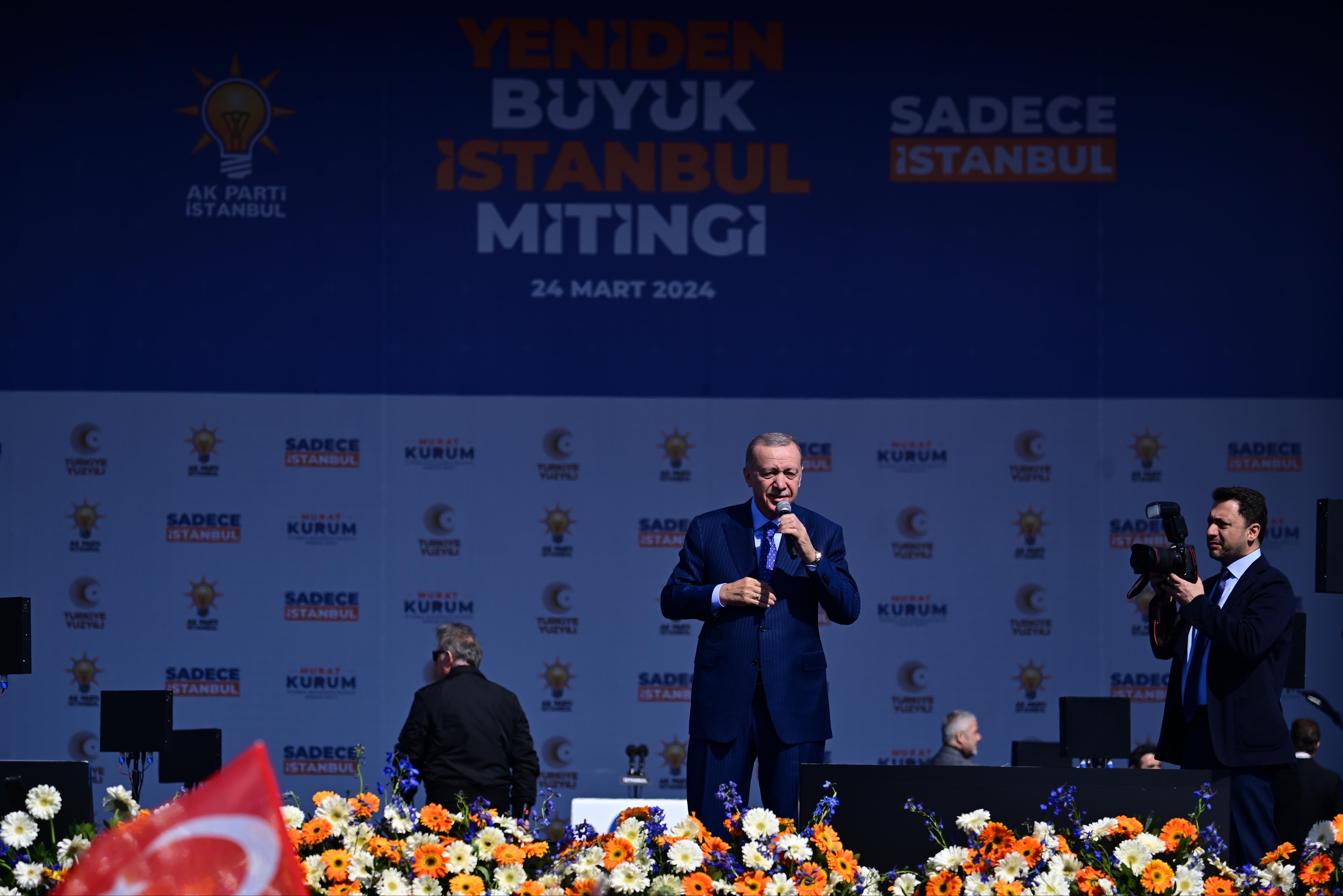 AK Parti Büyük İstanbul Mitingi... Cumhurbaşkanı Erdoğan: Bu şehir 30 yıl geriye gitti - 2. Resim