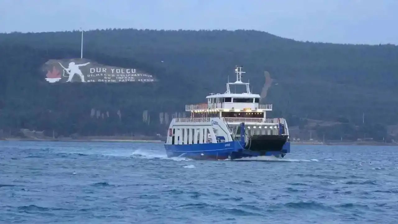 Deniz ulaşımına fırtına engeli! Haberler peş peşe geldi, işte iptal edilen seferler - 2. Resim