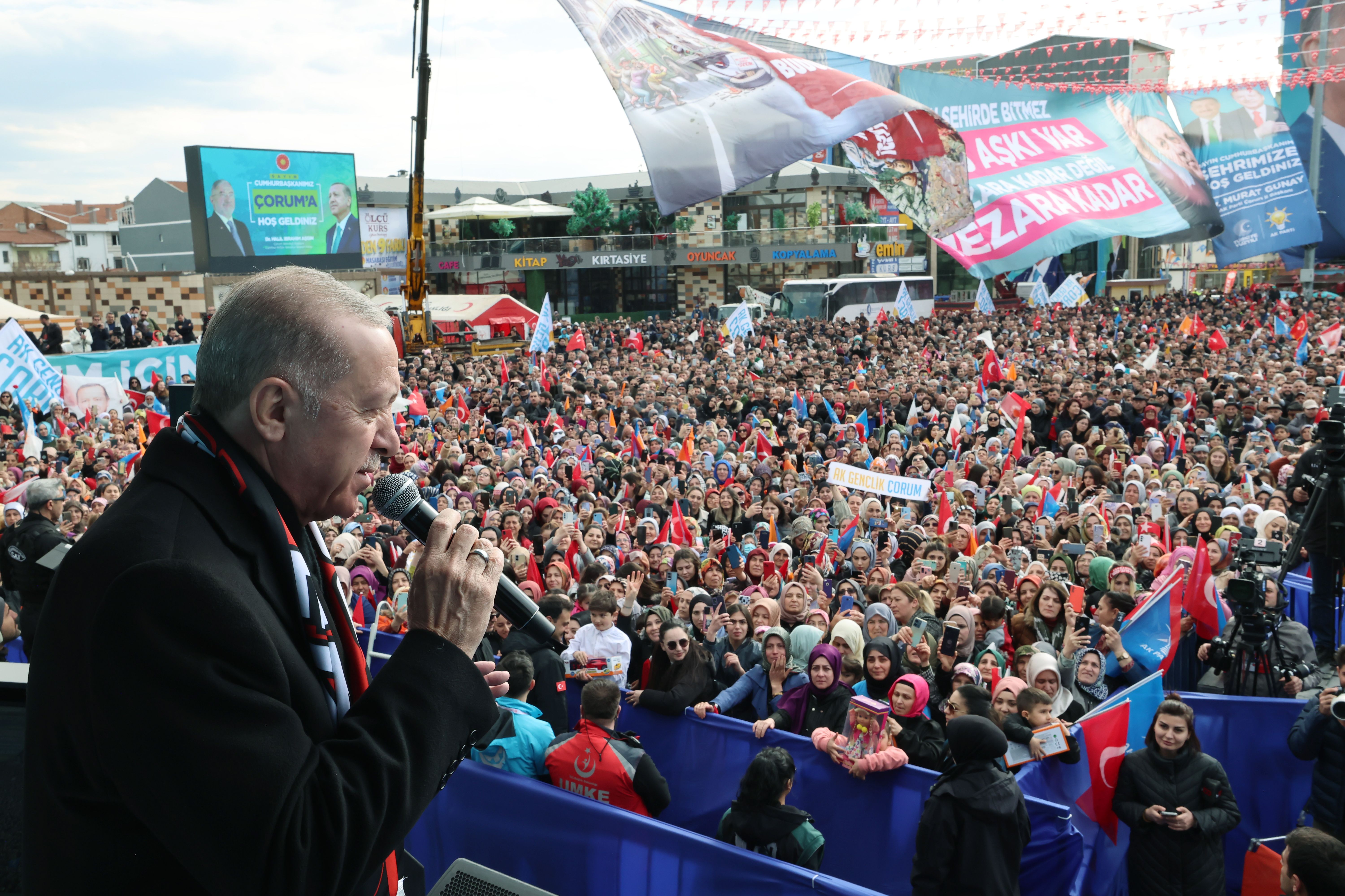 Erdoğan'dan CHP'ye 'kara para' tepkisi: Ana muhalefet mi kartel mi belli değil - 2. Resim