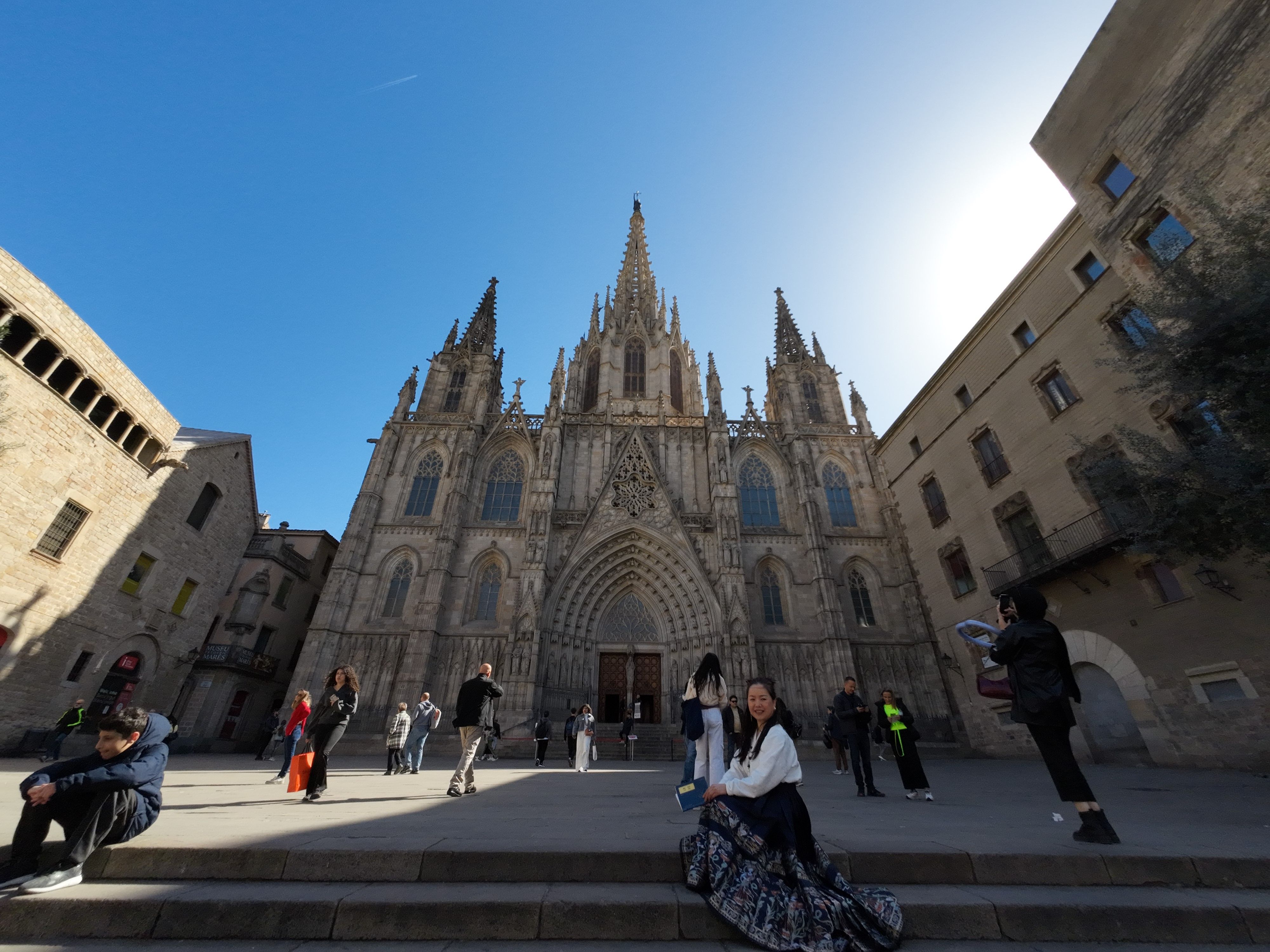 Eserini izlerken tren çarptı, sırrı 141 yıldır çözülemedi! La Sagrada Familia Kilisesi inşaatının 2026 yılında bitirilmesi planlanıyor - 3. Resim