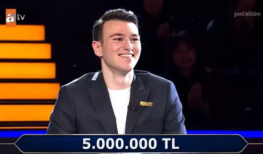 Kim Milyoner Olmak İster’de büyük ödül alan Berk Göktaş kazandığı parayla ne yapacağını açıkladı Kim Milyoner Olmak İster’de büyük ödül alan Berk Göktaş kazandığı parayla ne yapacağını açıkladı - 1. Resim