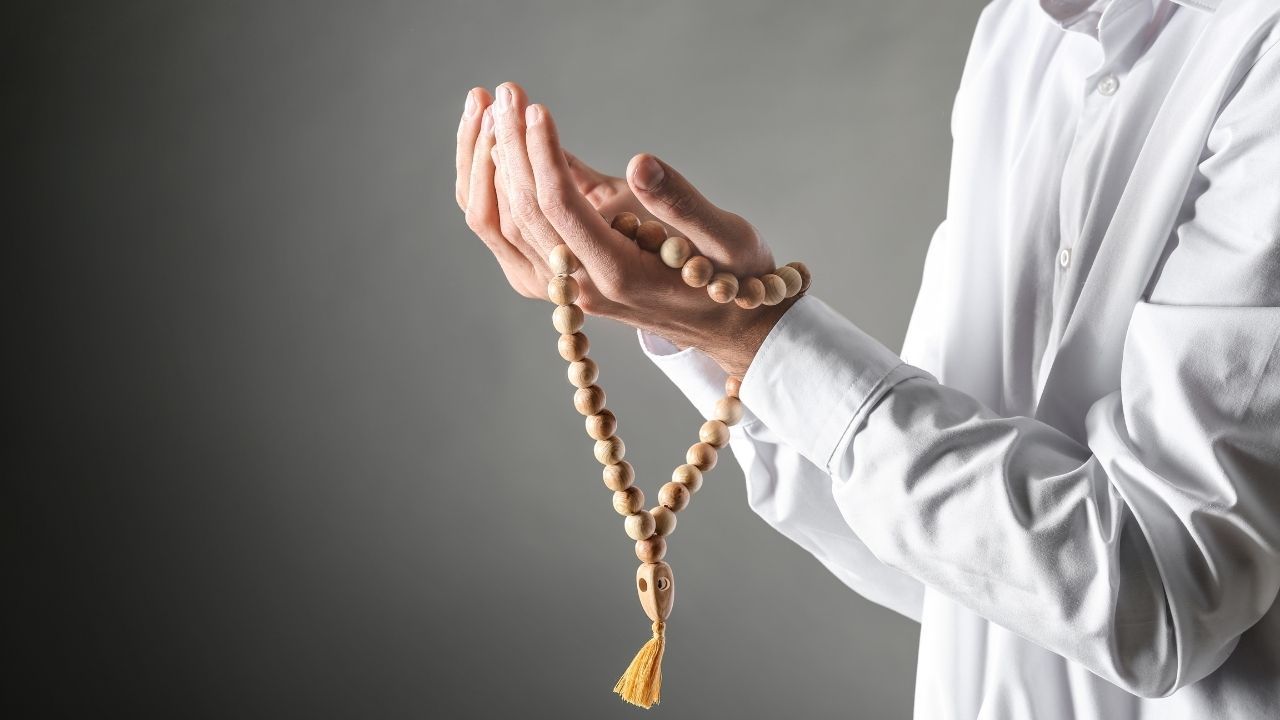 Ramazan’ın 15. günü yapılacak ibadetler hangileri? Bugün okunacak dualar, çekilecek tesbihler Ramazan’ın 15. günü yapılacak ibadetler hangileri? Bugün okunacak dualar, çekilecek tesbihler - 2. Resim