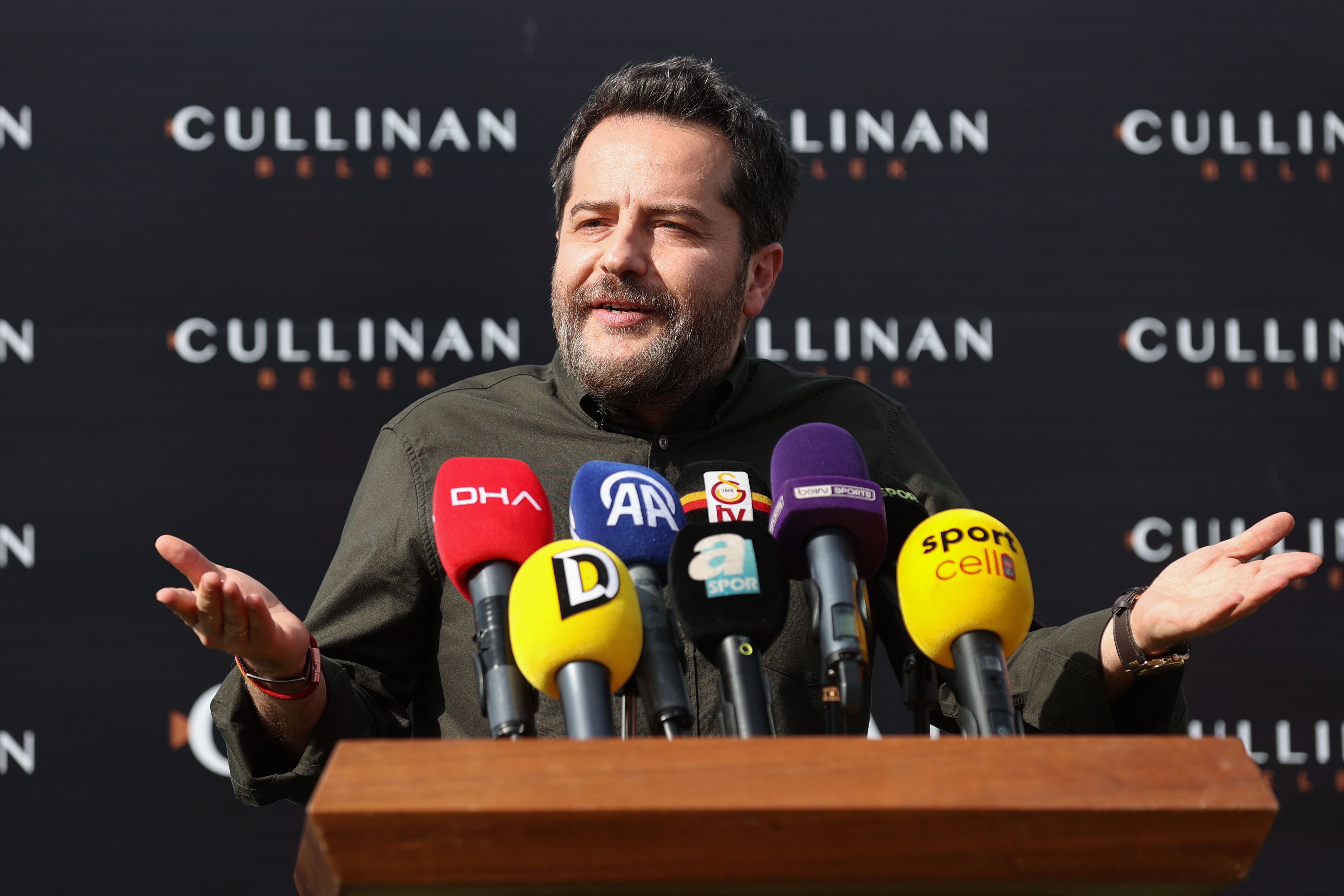 Erden Timur, Hakim Ziyech'e gelen teklifi açıkladı! Faslı yıldızın yeni sezon planı belli oldu - 2. Resim