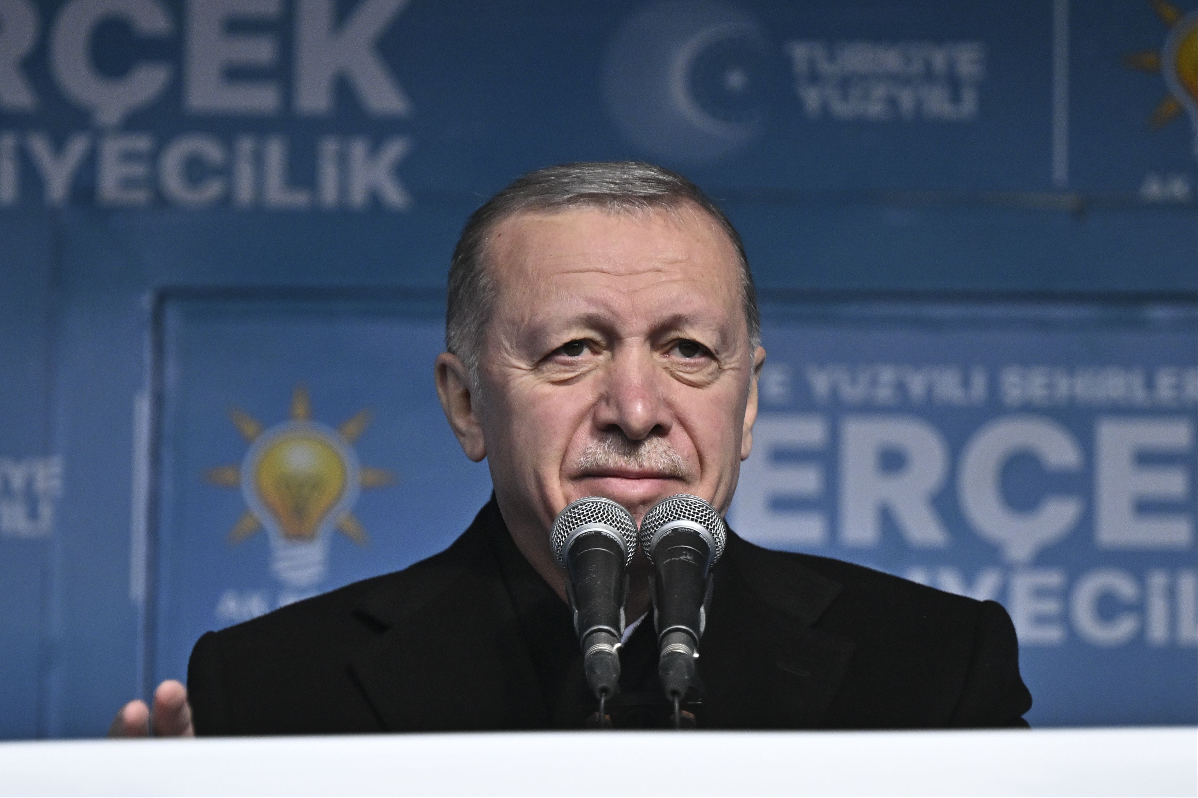Erdoğan'dan muhalefete bir kez daha 'kara para' tepkisi: Çırak genel başkan selefinden bile fason çıktı Erdoğan'dan muhalefete bir kez daha 'kara para' tepkisi: Çırak genel başkan selefinden bile fason çıktı - 6. Resim