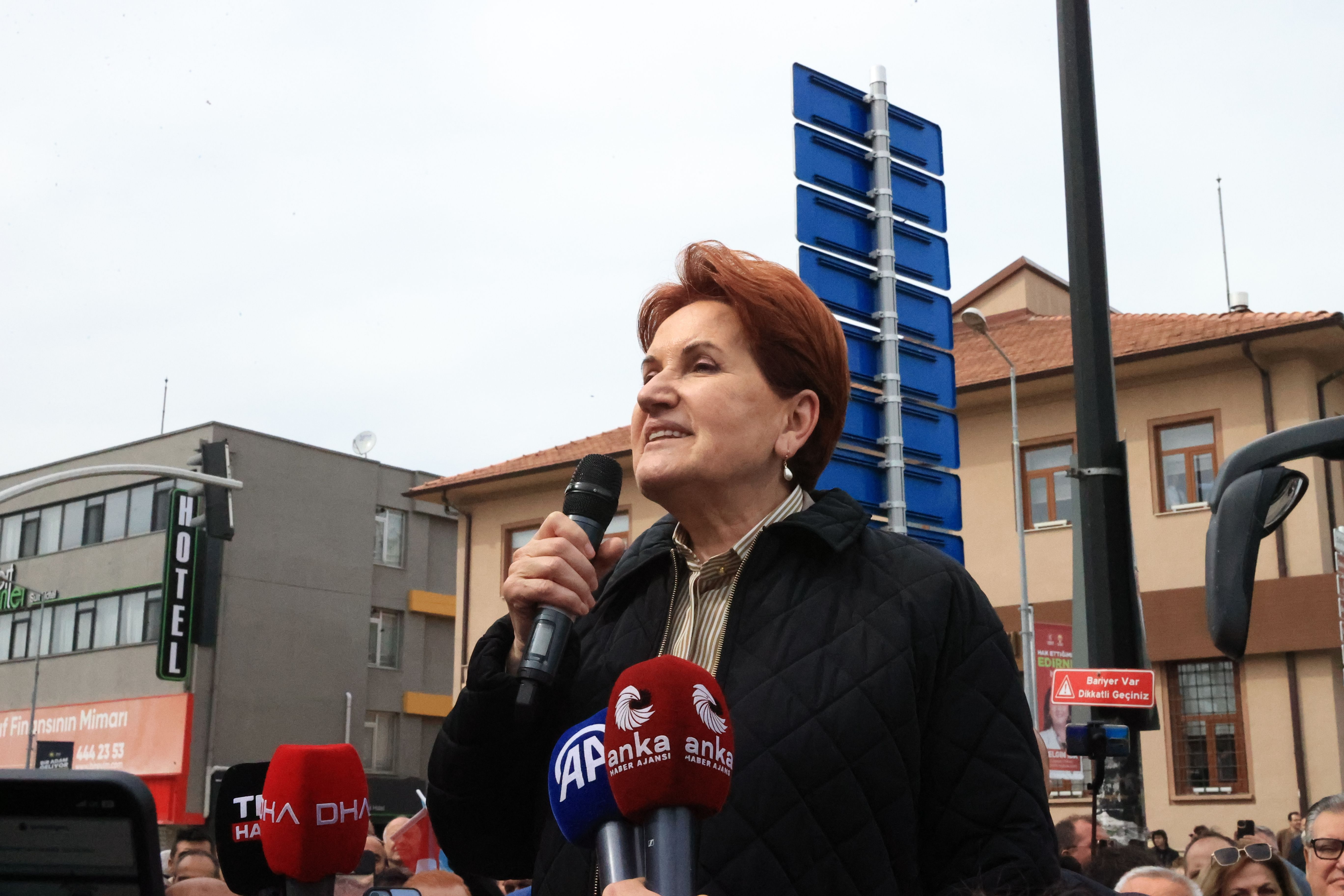 Eski ittifak ortaklarında 'oy bölme' tartışması! Akşener, Özgür Özel'e ateş püskürdü - 1. Resim