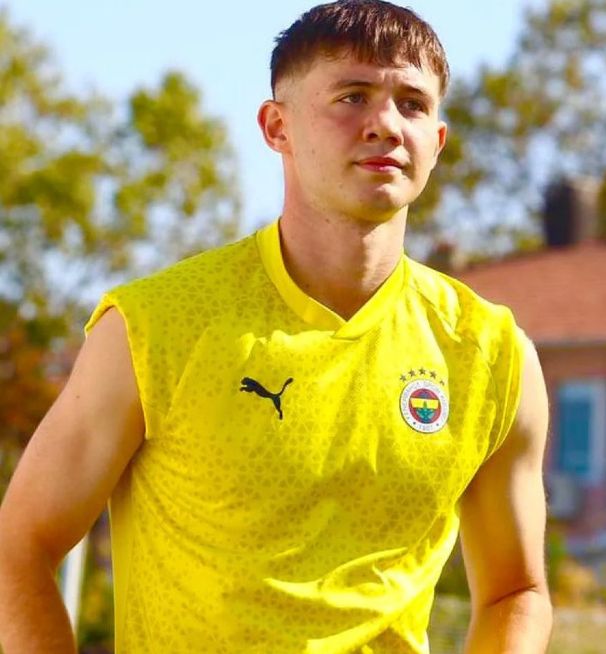 Fatih Terim gözünü Fenerbahçe'ye dikti! Genç yeteneği bizzat gidip izledi hayran kaldı! Takımına istiyor - 2. Resim