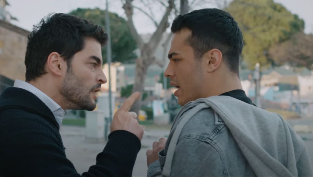 Yaban Çiçekleri dizisinde Ali karakterini Emirhan Dönmez canlandırıyor - 1. Resim