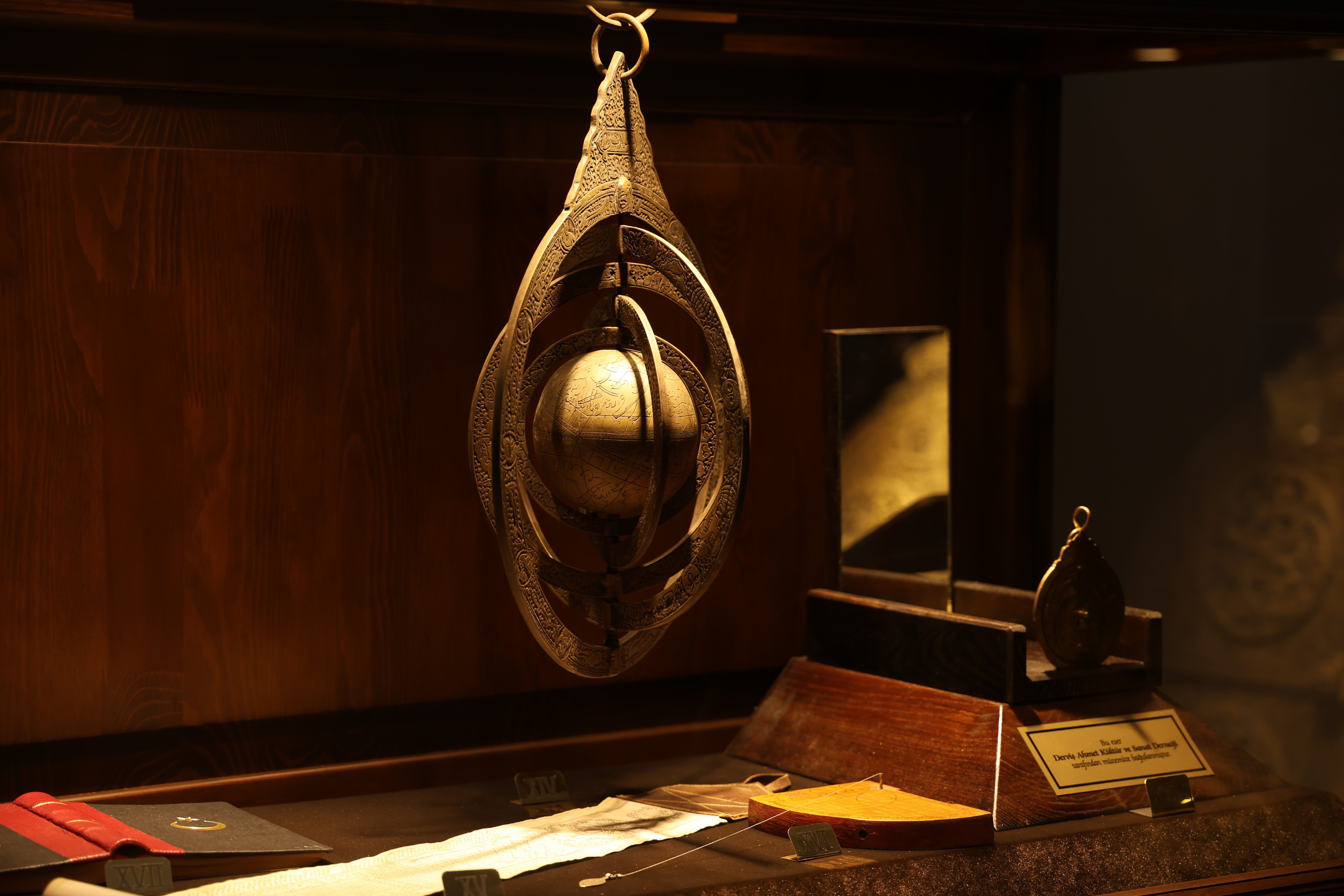 Zaman algınızla oynayan müze! Türkiye’de bir ilk olan Zaman Müzesi turistlerin ilgisini çekiyor Zaman algınızla oynayan müze! Türkiye’de bir ilk olan Zaman Müzesi'ne yoğun ilgi - 5. Resim