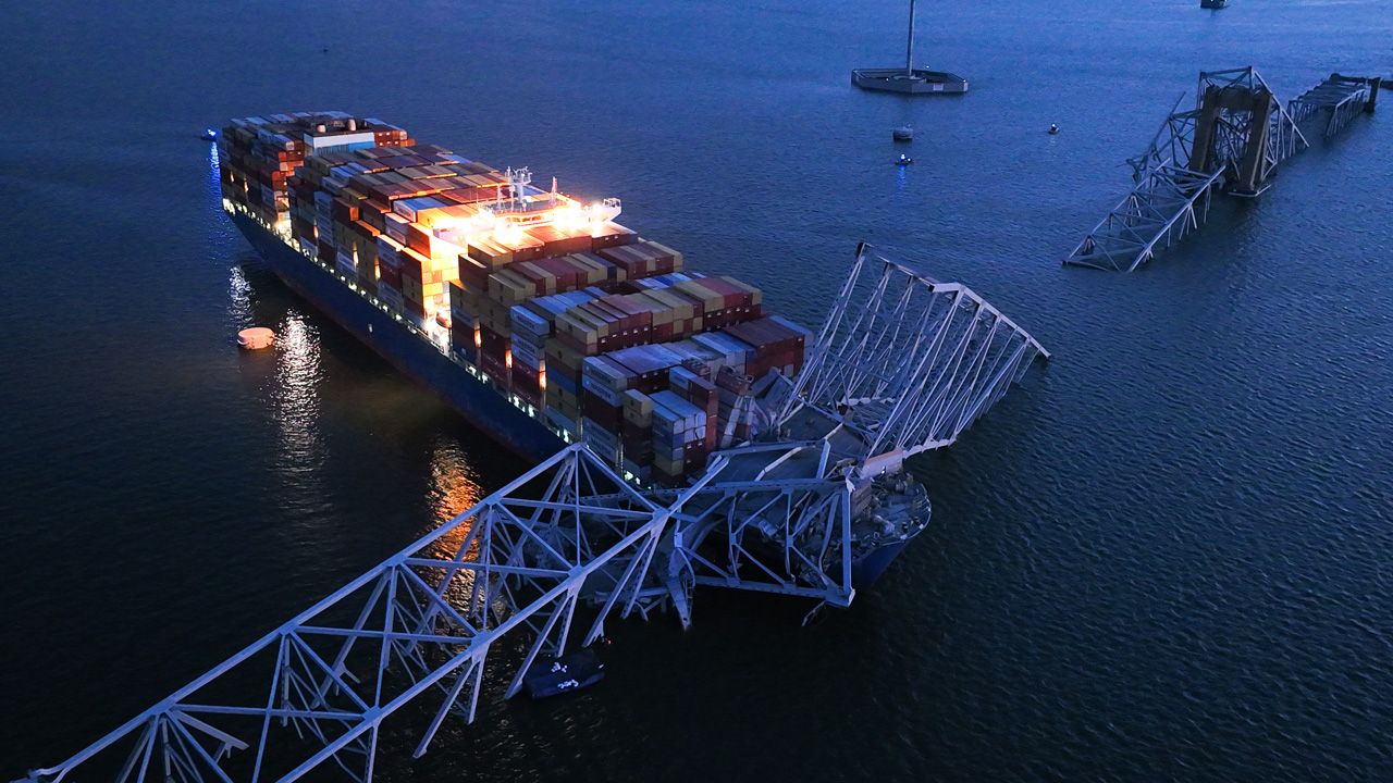 Korkunç kaza nasıl yaşandı? İşte ABD'deki köprü faciasından dakikalar önce yaşananlar - 1. Resim