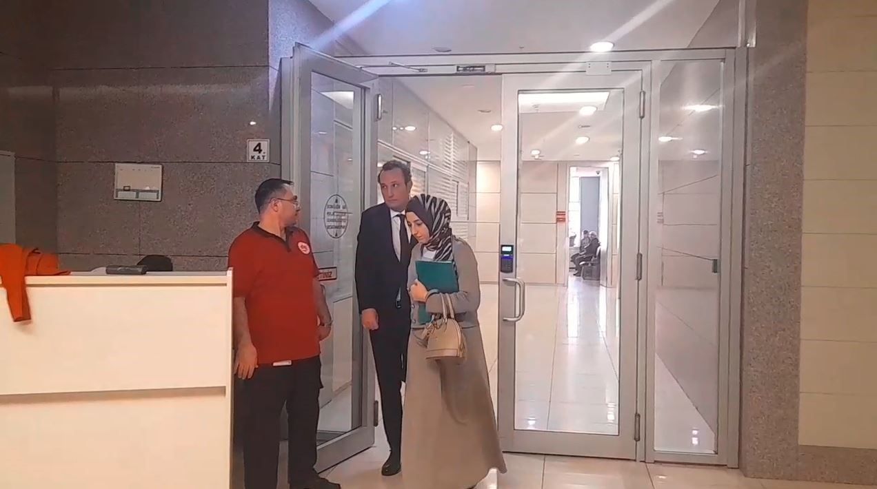 CHP'de para sayma krizinde iş insanı Hüseyin Köksal ifade verdi CHP'de para sayma krizinde iş insanı Hüseyin Köksal ifade verdi - 1. Resim