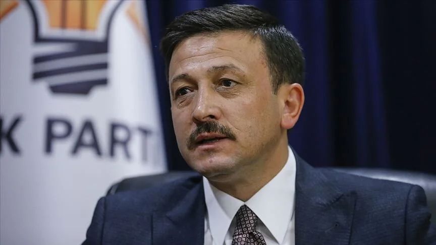 Hamza Dağ İzmir’in Bayraklı ilçesindeki Şehit Nazımbey İlkokulu'nda oy kullanacak Hamza Dağ İzmir’in Bayraklı ilçesindeki Şehit Nazımbey İlkokulu'nda oy kullanacak - 1. Resim