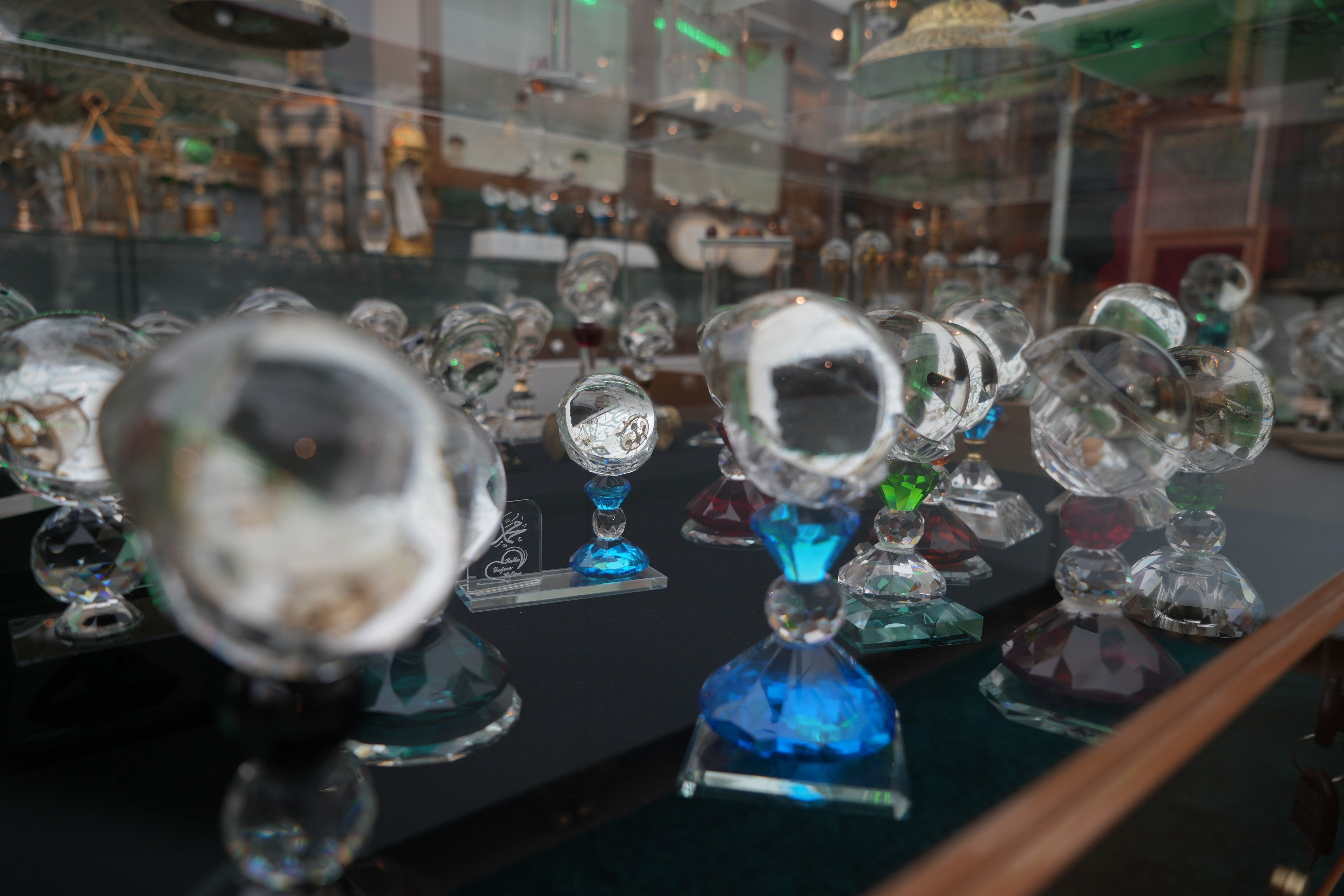 'Mukaddes Emanetler' ona emanet! Hepsi Türkiye'deki bu ofiste restore ediliyor - 3. Resim