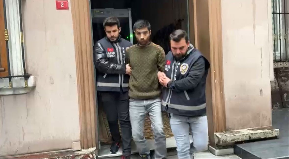 Oğlunu bulamadığı için babasını vurmuştu: Kin cinayetinin sebebi, "Küçük Emrah ve Sefil Bilo" çıktı Oğlunu bulamadığı için babasını vurmuştu: Kin cinayetinin sebebi, "Küçük Emrah ve Sefil Bilo" çıktı - 2. Resim