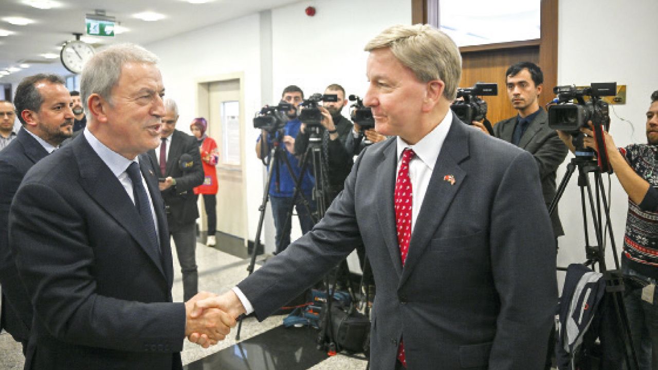 Ankara, ABD heyetine net mesajlar verdi: Desteği bırakın PKK’yı birlikte bitirelim Ankara, ABD heyetine net mesajlar verdi: Desteği bırakın PKK’yı birlikte bitirelim - 1. Resim