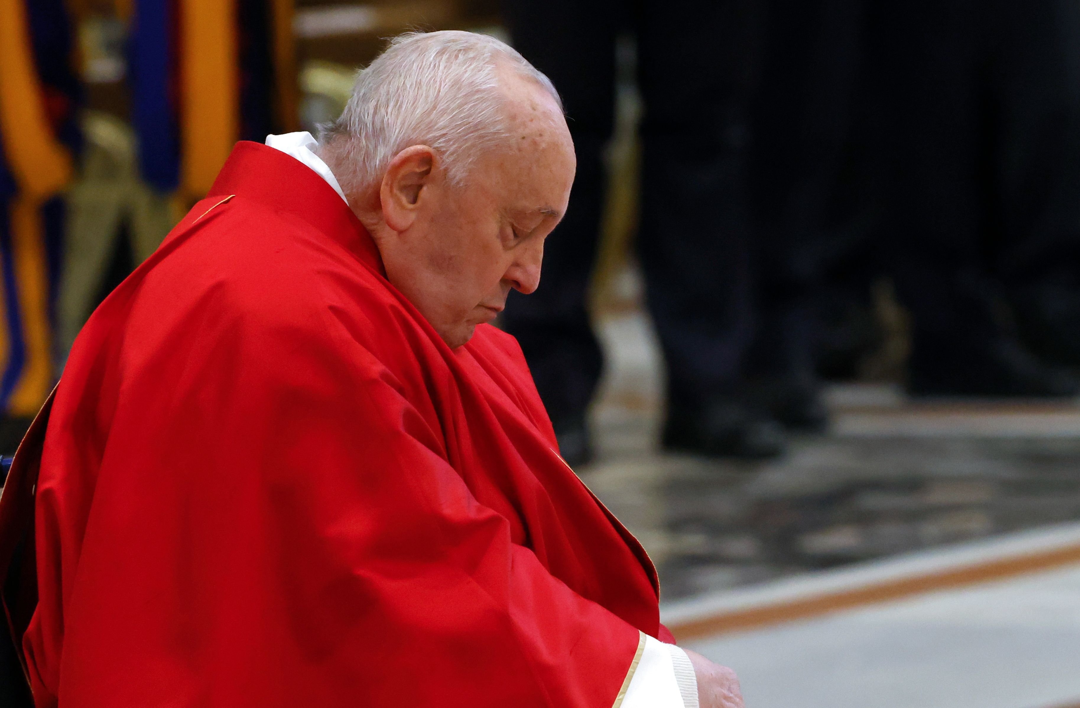 Papa Franciscus, "Haç Yolu" ayinine katılamadı - 2. Resim