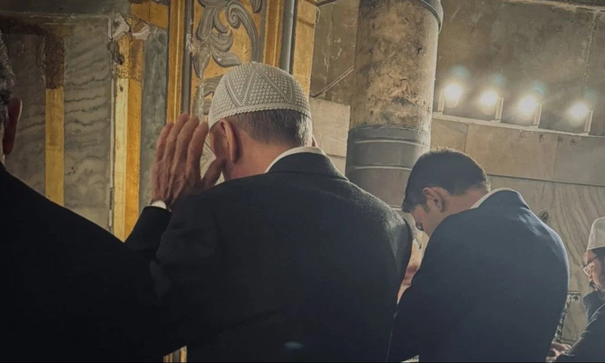 Cumhurbaşkanı Erdoğan Ayasofya’da namaz kıldı - 1. Resim