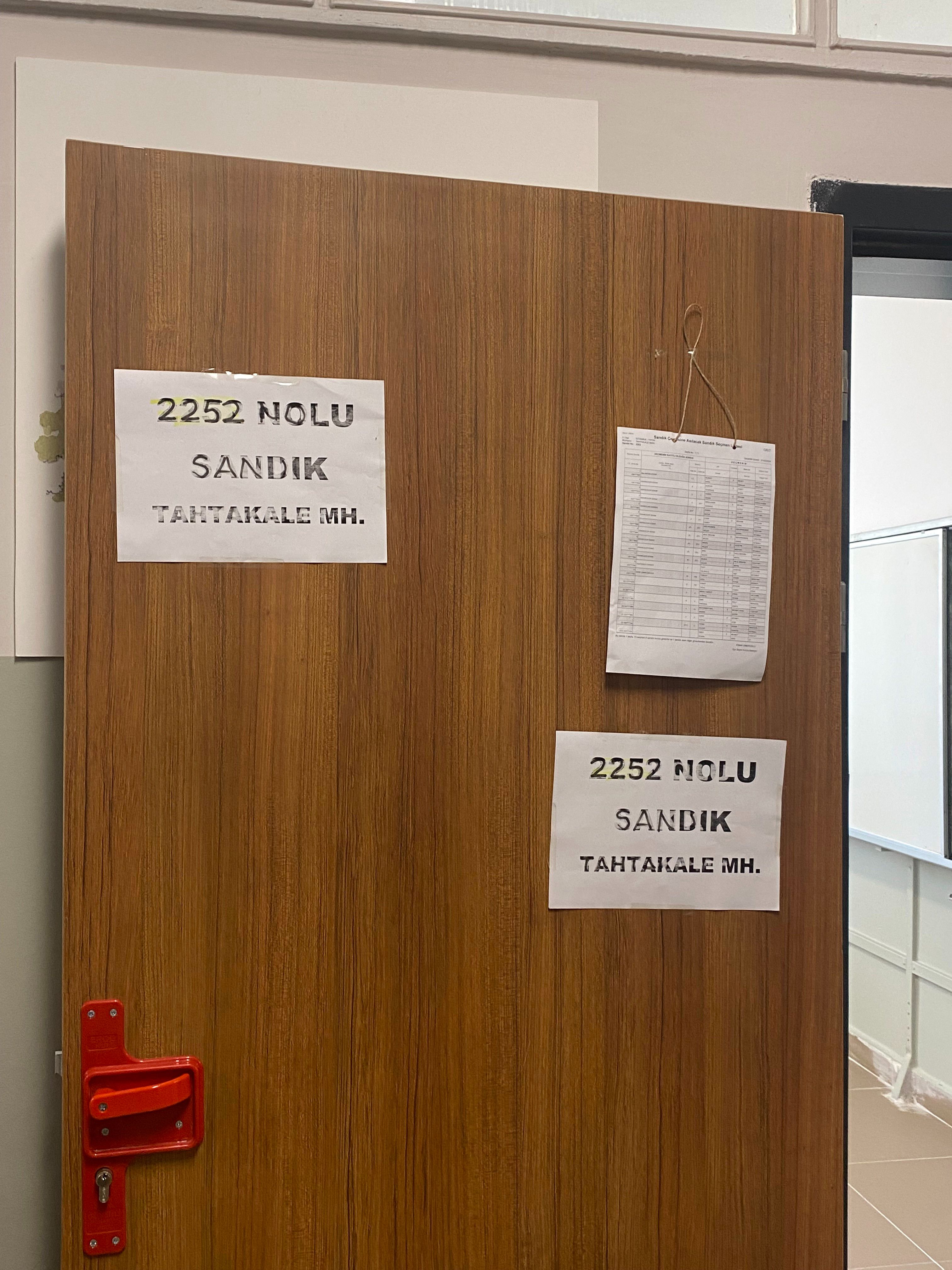 Nüfusu gündüzleri 1 milyonu geçiyor: İstanbul'un en düşük seçmen sandığı Fatih'te - 1. Resim