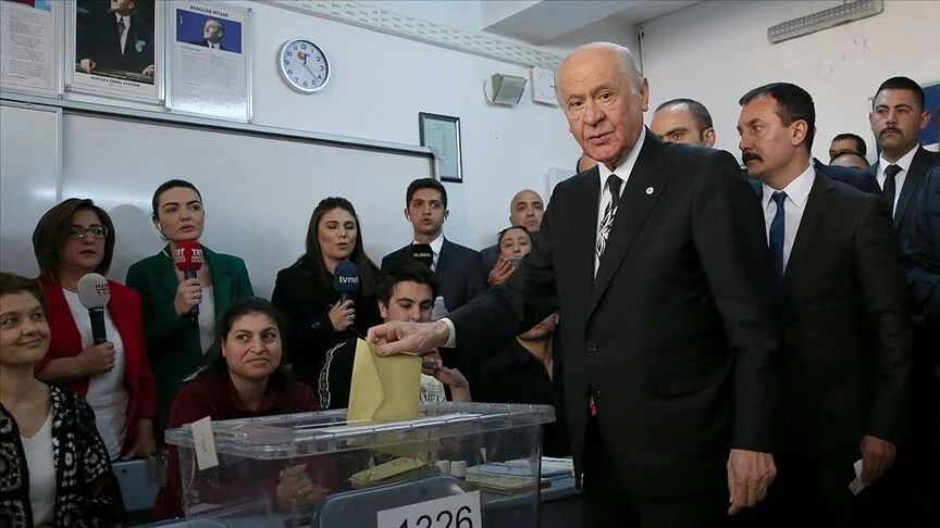 Siyasiler nerede oy kullanacak? İşte siyasi parti genel başkanlarının sandığa gidecekleri yerler 2024 - 1. Resim