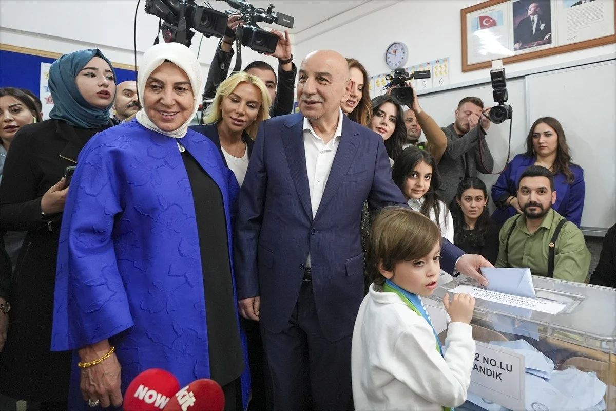 Turgut Altınok oyunu Ankara'da kullandı: Vatandaşımızın kararına saygı duyacağız Turgut Altınok oyunu Ankara'da kullandı: Vatandaşımızın kararına saygı duyacağız - 2. Resim