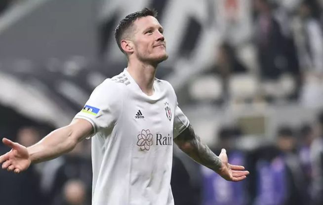 Wout Weghorst geri dönmek için ilk hamleyi yaptı! Süper Lig devine mesajını gönderdi: "Beni alın" Wout Weghorst geri dönemk için ilk hamleyi yaptı! Süper Lig devine mesajını gönderdi: "Beni alın" - 1. Resim