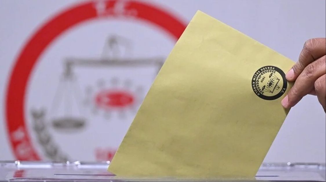 CHP 14 büyükşehir, 21 il ve 337 ilçe kazandı CHP 12 büyükşehir, 12 il ve 356 ilçe kazandı - 1. Resim