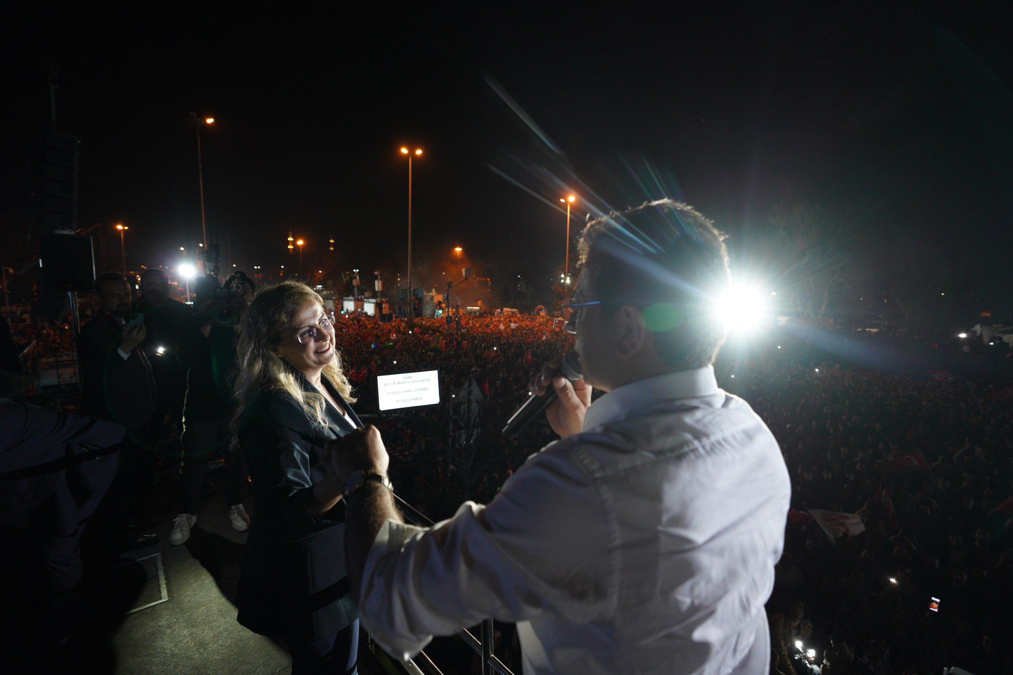 CHP'nin kadın adayları İstanbul'da dört ilçeden üçünü kazandı CHP'nin kadın adayları İstanbul'da dört ilçeden üçünü kazandı - 1. Resim