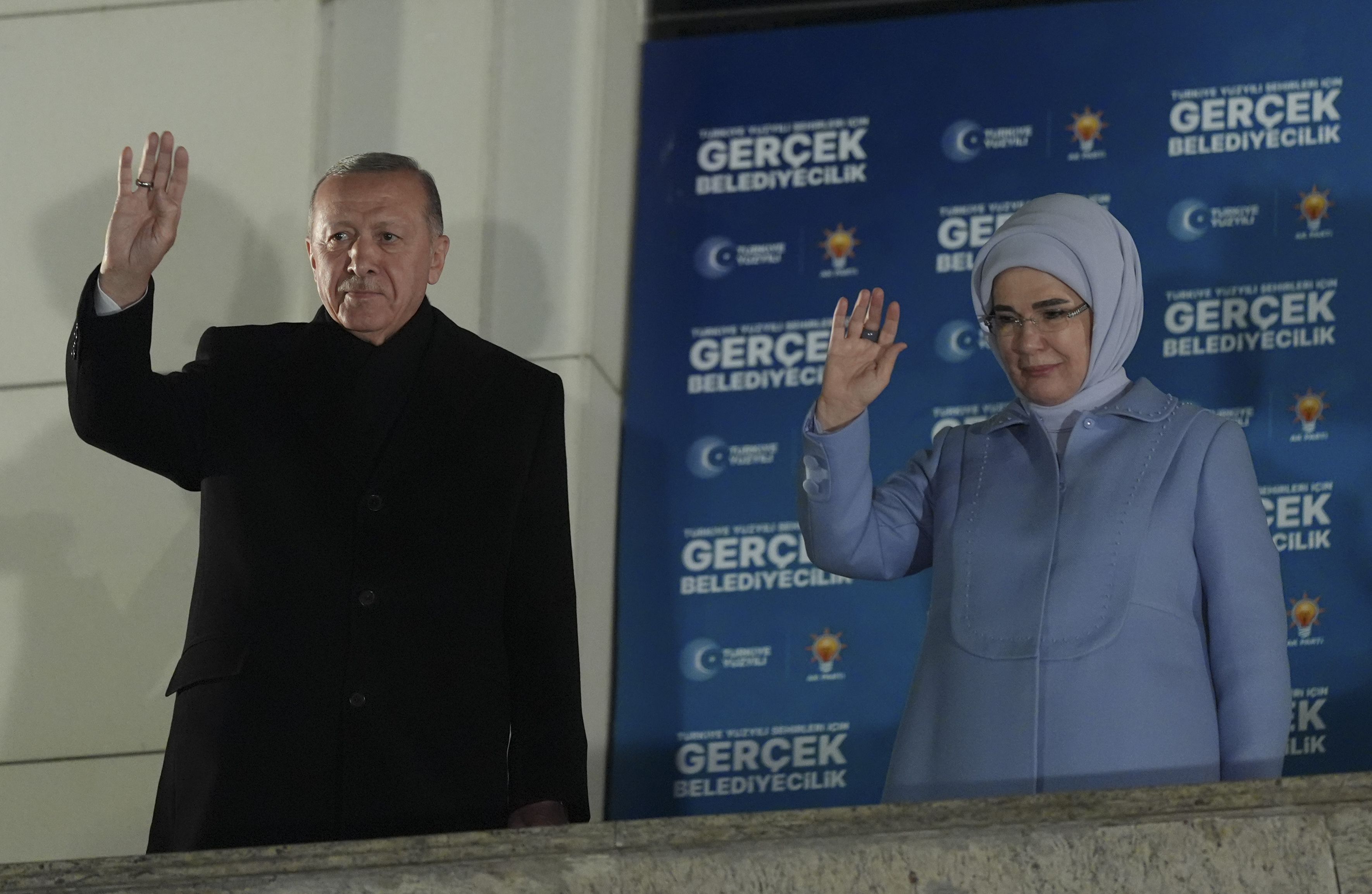 Cumhurbaşkanı Erdoğan'dan balkon konuşması: Bu seçim bitiş değil dönüm noktasıdır - 1. Resim