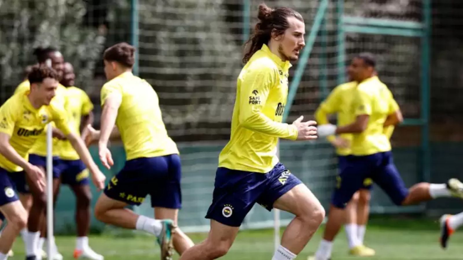 Fenerbahçe'de ADS maçı öncesi Çağlar Söyüncü gelişmesi! - 1. Resim