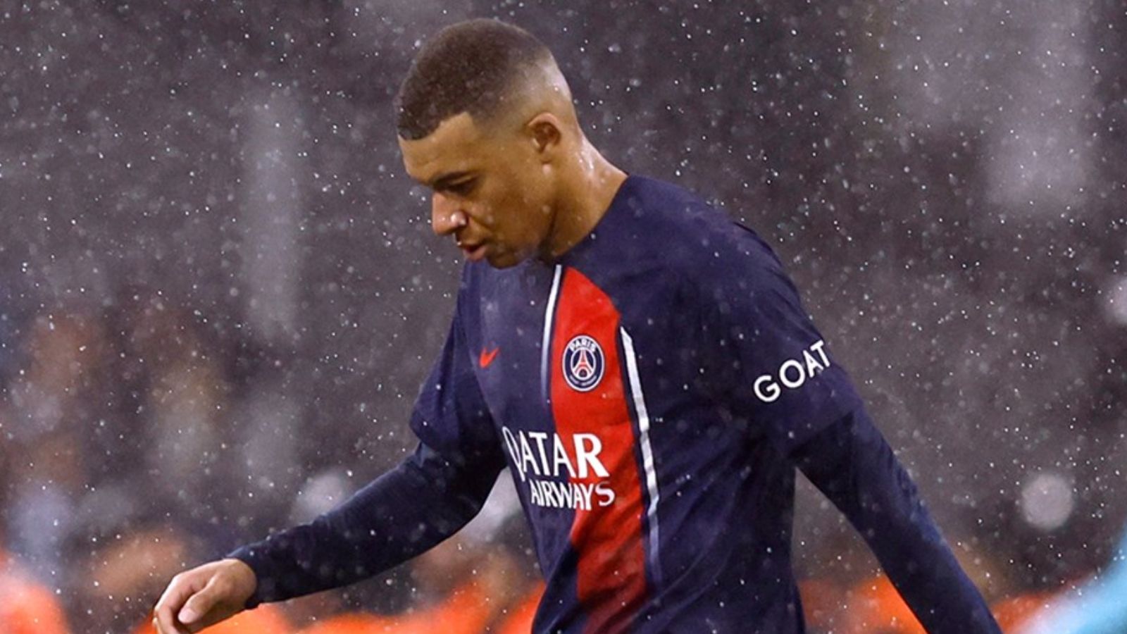 Kylian Mbappe küfür ederek çıktı iddiası! 'Bir şey duymadım' Kylian Mbappe küfür ederek çıktı iddiası! 'Bir şey duymadım' - 1. Resim