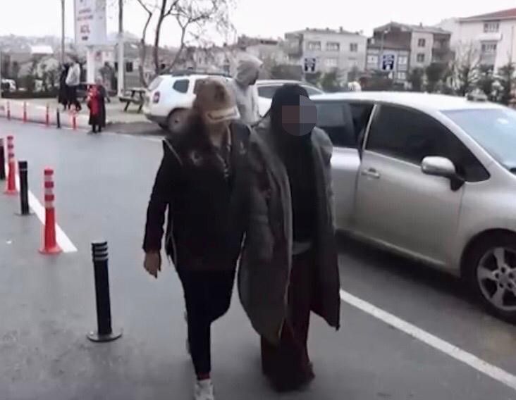 Saldırı planlayan iki DEAŞ'lı suçüstü yakalandı: Polis kılığına gireceklerdi Saldırı planlayan iki DEAŞ'lı suçüstü yakalandı: Polis kılığına gireceklerdi - 2. Resim