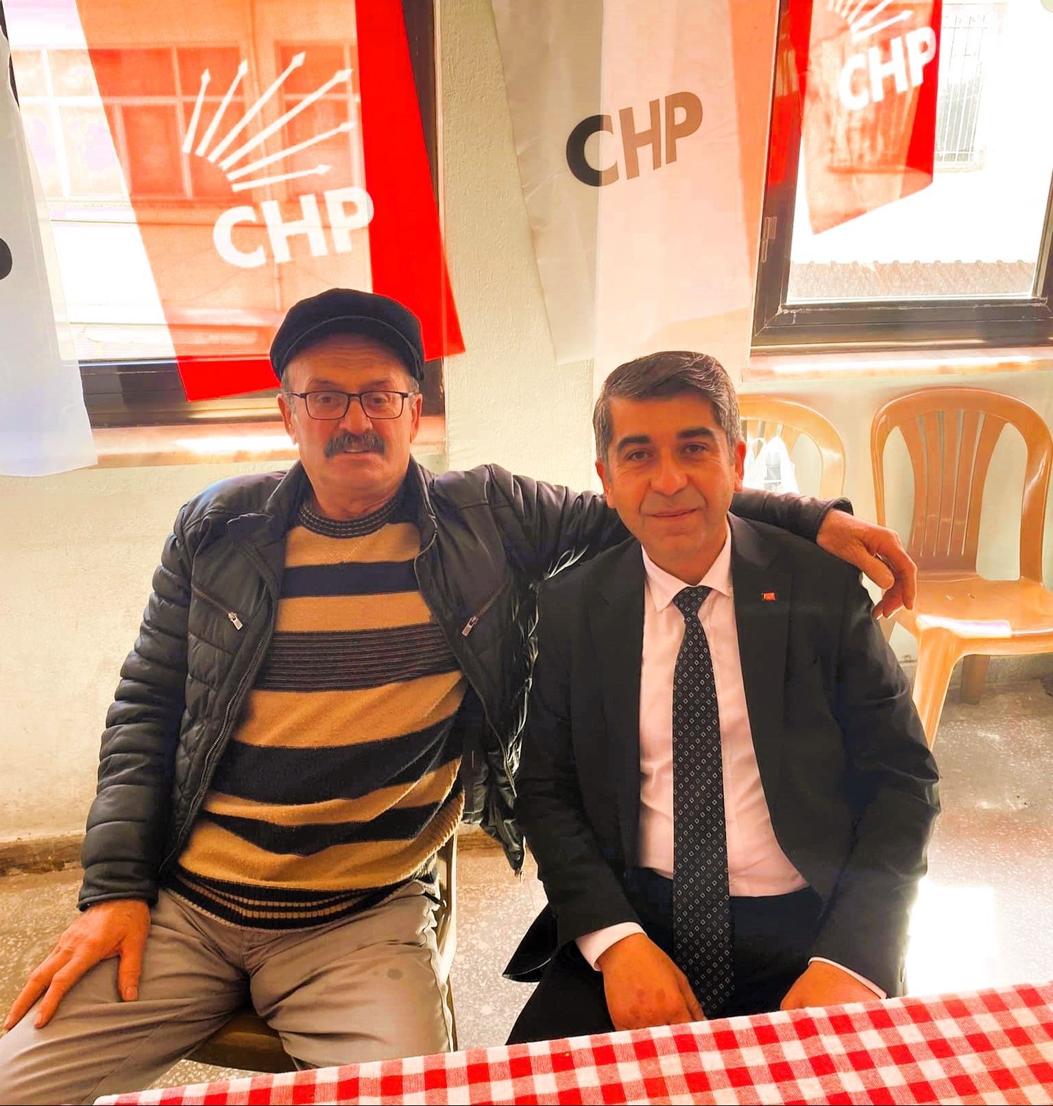 Seçimi önde götüren CHP binasındaki faciada başkan yardımcısı hayatını kaybetti - 2. Resim