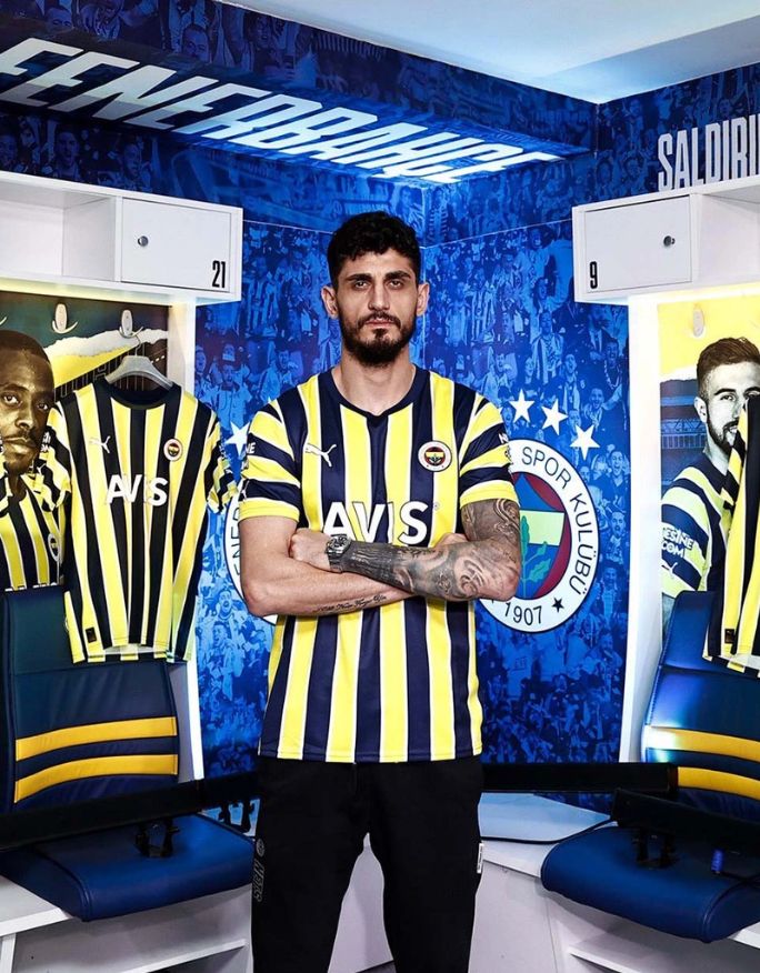 Fenerbahçeli Samet Akaydın'ın bir hamle yaptı kızılca kıyamet koptu! Galatasaray ve Icardi paylaşımını beğenince... Fenerbahçeli Samet Akaydın'ın bir hamle yaptı kızılca kıyamet koptu! Galatasaray ve Icardi paylaşımını beğenince... - 3. Resim