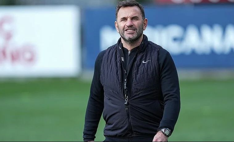 Galatasaray'ın Hatayspor ilk 11'inde Okan Buruk'tan sürpriz tercih! Muslera'nın 500.maçı, Buruk'un rekor gecesi... Galatasaray'ın Hatayspor ilk 11'inde Okan Buruk'tan sürpriz tercih! Muslera'nın 500.maçı, Buruk'un rekor gecesi... - 2. Resim