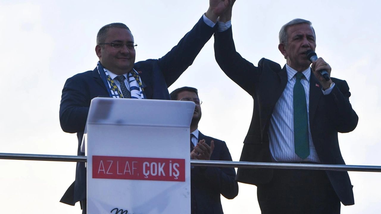 Mansur Yavaş’ın rüzgârı başkenti sardı, 16 ilçenin yönetimi CHP’ye geçti Mansur Yavaş’ın rüzgârı başkenti sardı, 16 ilçenin yönetimi CHP’ye geçti - 1. Resim