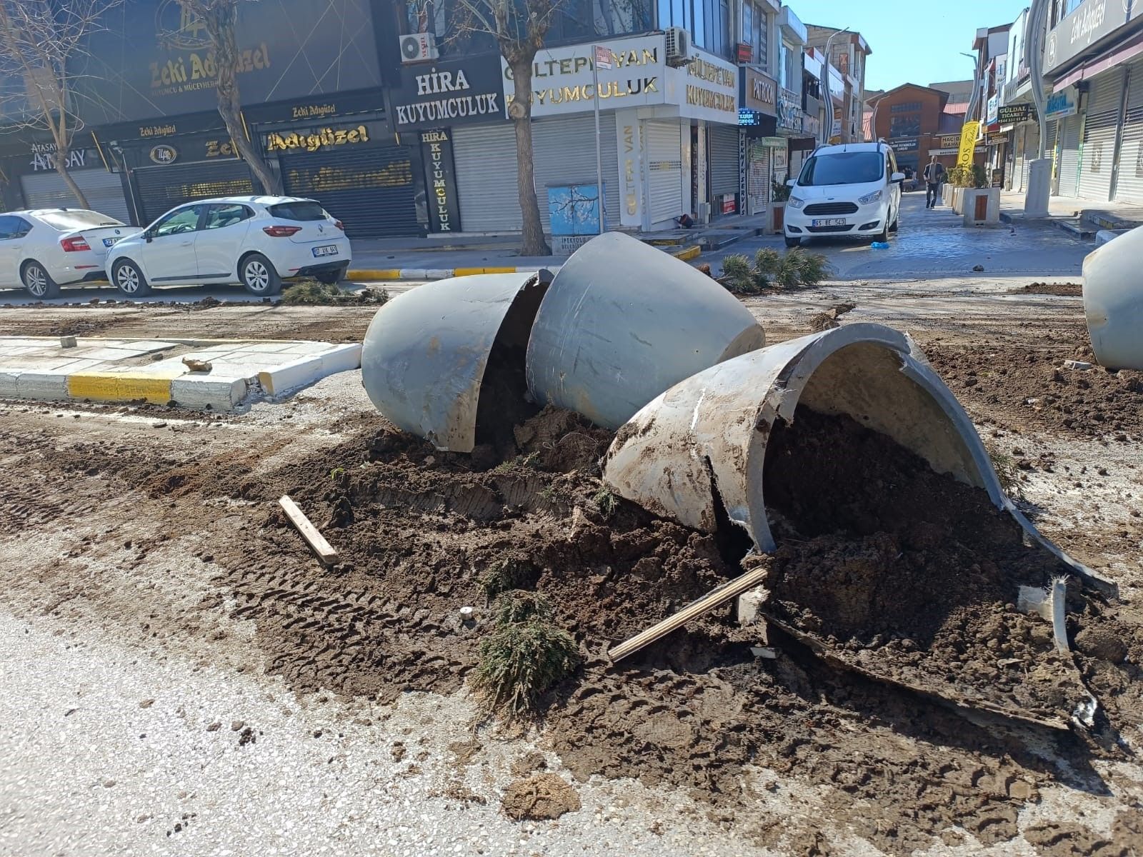 Van'da başkanlık DEM Parti'den AK Parti'ye ge&ccedil;ti - 3. Resim