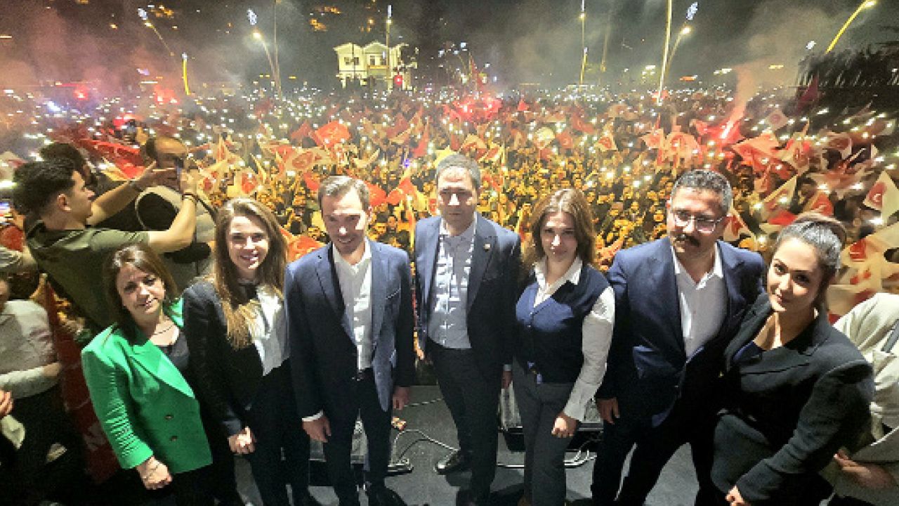 AK Parti, CHP ve DEM'den belediye aldı! MHP 5 ili kaybetti 4 yeni il kazandı - 1. Resim