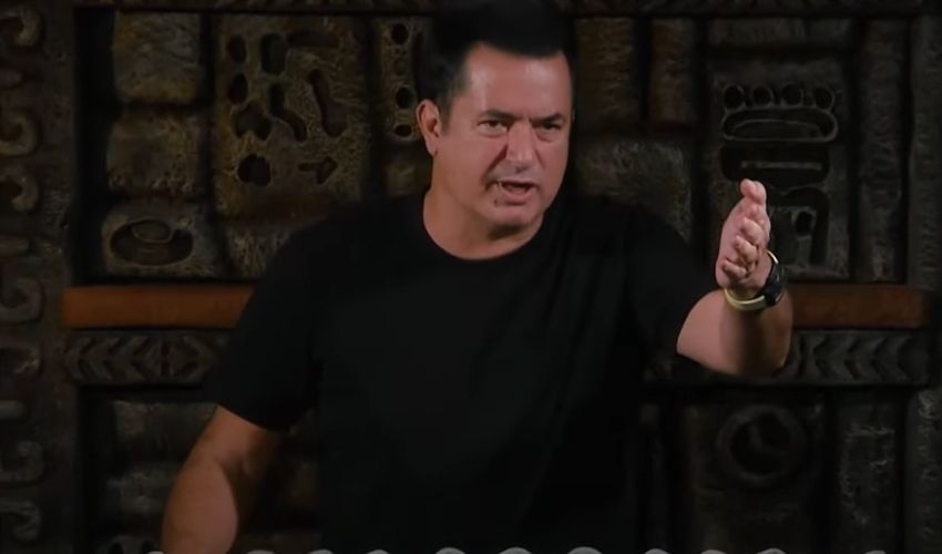 Survivor’da Yunus Emre’nin tavrı karşısında Acun Ilıcalı küplere bindi! Eşinden destek gecikmedi Survivor’da Yunus Emre’nin tavrı karşısında Acun Ilıcalı küplere bindi! Eşinden destek gecikmedi - 1. Resim