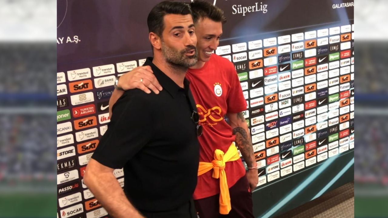 Volkan Demirel'den Muslera'ya maç sonu jesti! İkili arasında samimi anlar yaşandı Volkan Demirel'den Muslera'ya maç sonu jesti! İkili arasında samimi anlar yaşandı - 1. Resim