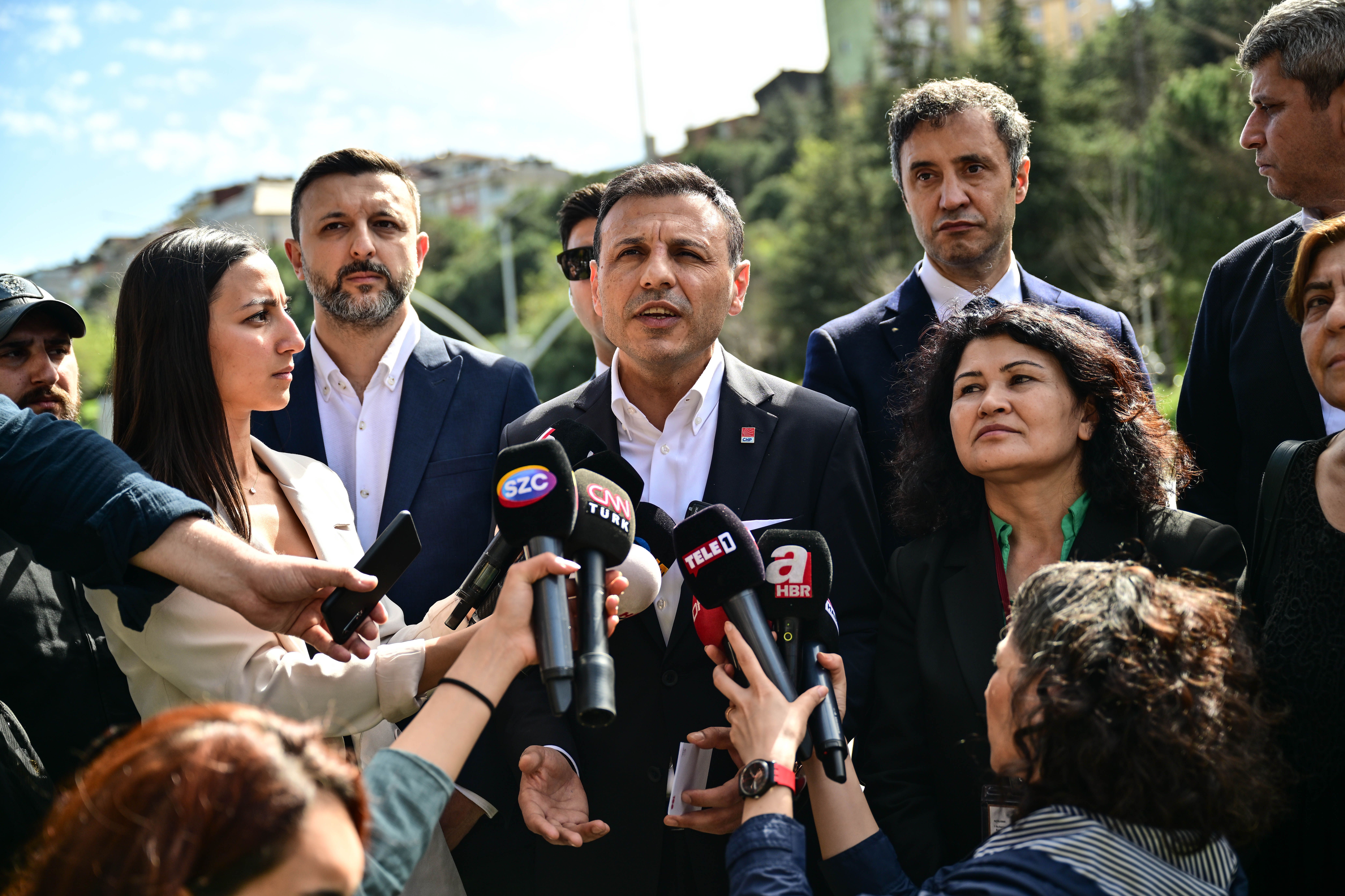 AK Parti itiraz etmişti! Gaziosmanpaşa'da seçim sonucu belli oldu AK Parti'nin itiraz ettiği Gaziosmanpaşa'da oy sayımı devam ediyor - 2. Resim