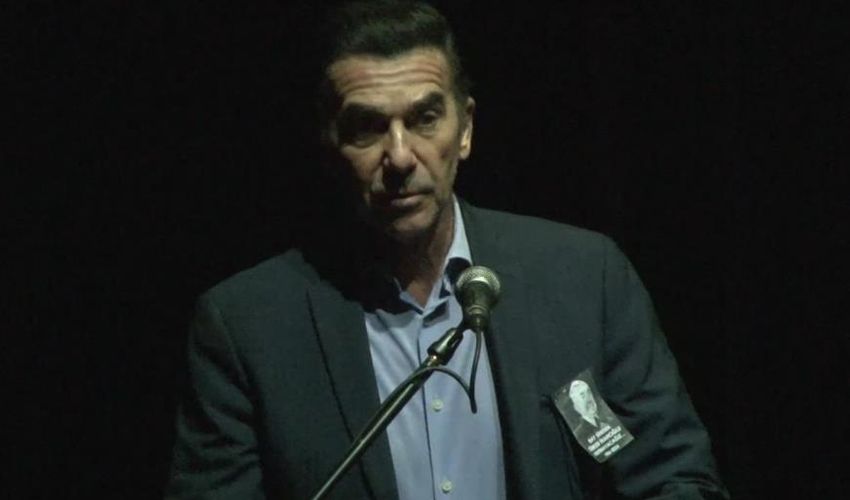 İlker İnanoğlu’nun babası Türker İnanoğlu’nun cenazesinde yaptığı konuşma herkesi ağlattı - 1. Resim