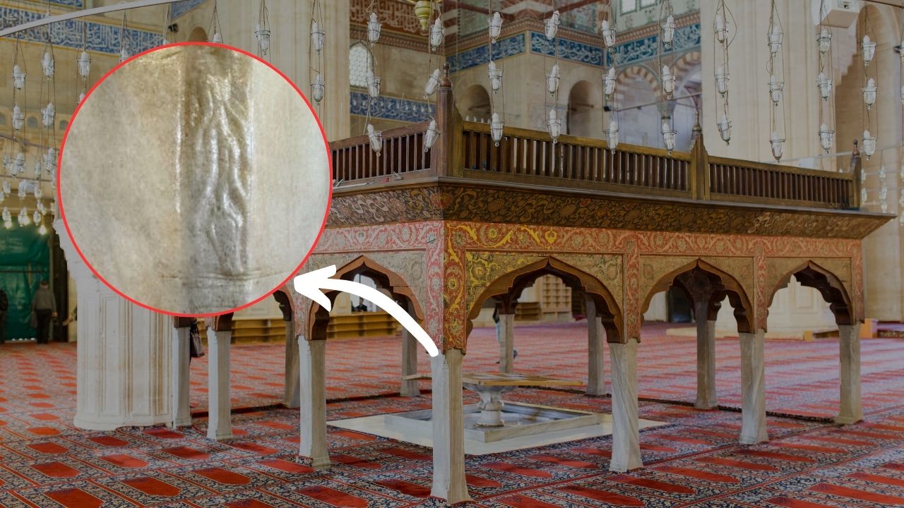 Koparmanın cezası 244 bin lira! Selimiye'deki ters lale Edirne'de yetiştirilmeye başlandı Koparmanın cezası 244 bin lira! Selimiye'deki müezzin mahfilinin mermer ayağına işlenen ters lale Edirne'de yetiştirilmeye başlandı - 1. Resim