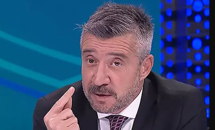 Mauro Icardi ile Edin Dzeko'yu kıyaslayan Tümer Metin bombayı ortaya bıraktı! Galatasaraylı taraftarları kızdırdı Mauro Icardi ile Edin Dzeko'yu kıyaslayan Tümer Metin bombayı ortaya bıraktı! Galatasaraylı taraftarları kızdırdı - 2. Resim