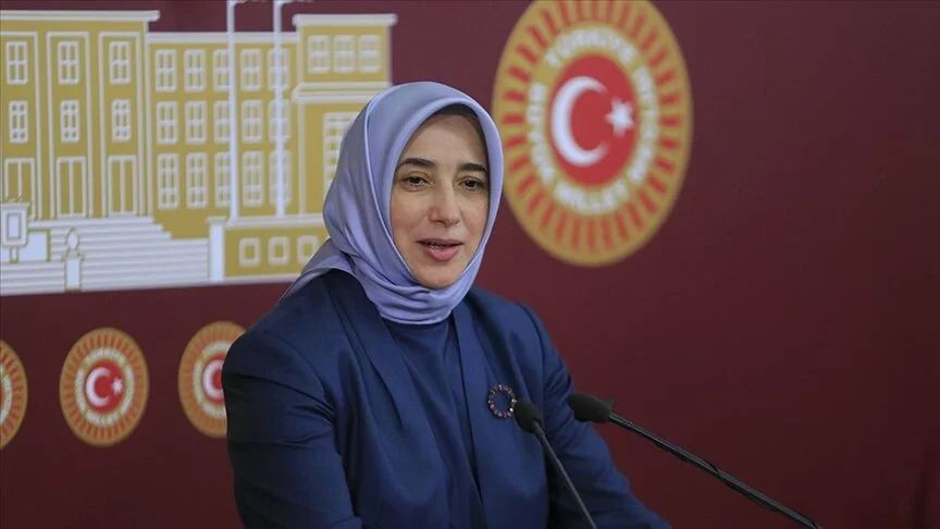 Özlem Zengin hayatı, biyografisi ve mesleği - 1. Resim