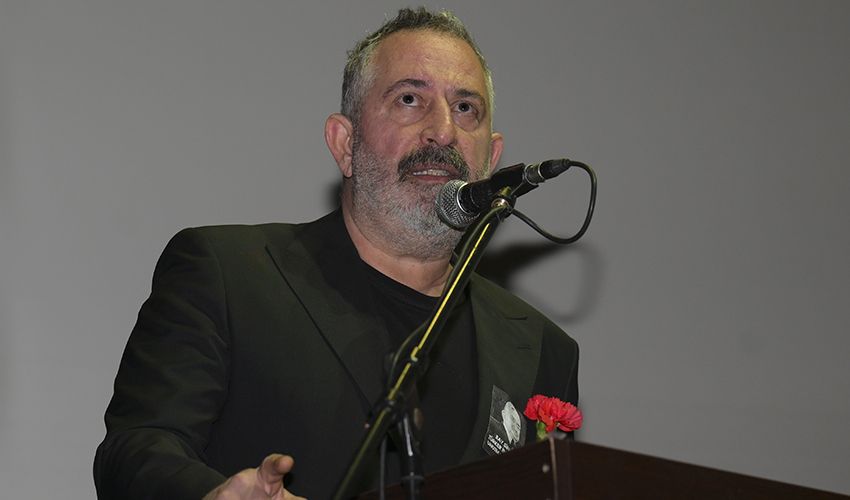 Türker İnanoğlu’nun veda töreninde duygu dolu anlar! Kızı Zeynep Özdemir: Adının yaşaması için elimden geleni yapacağım - 3. Resim