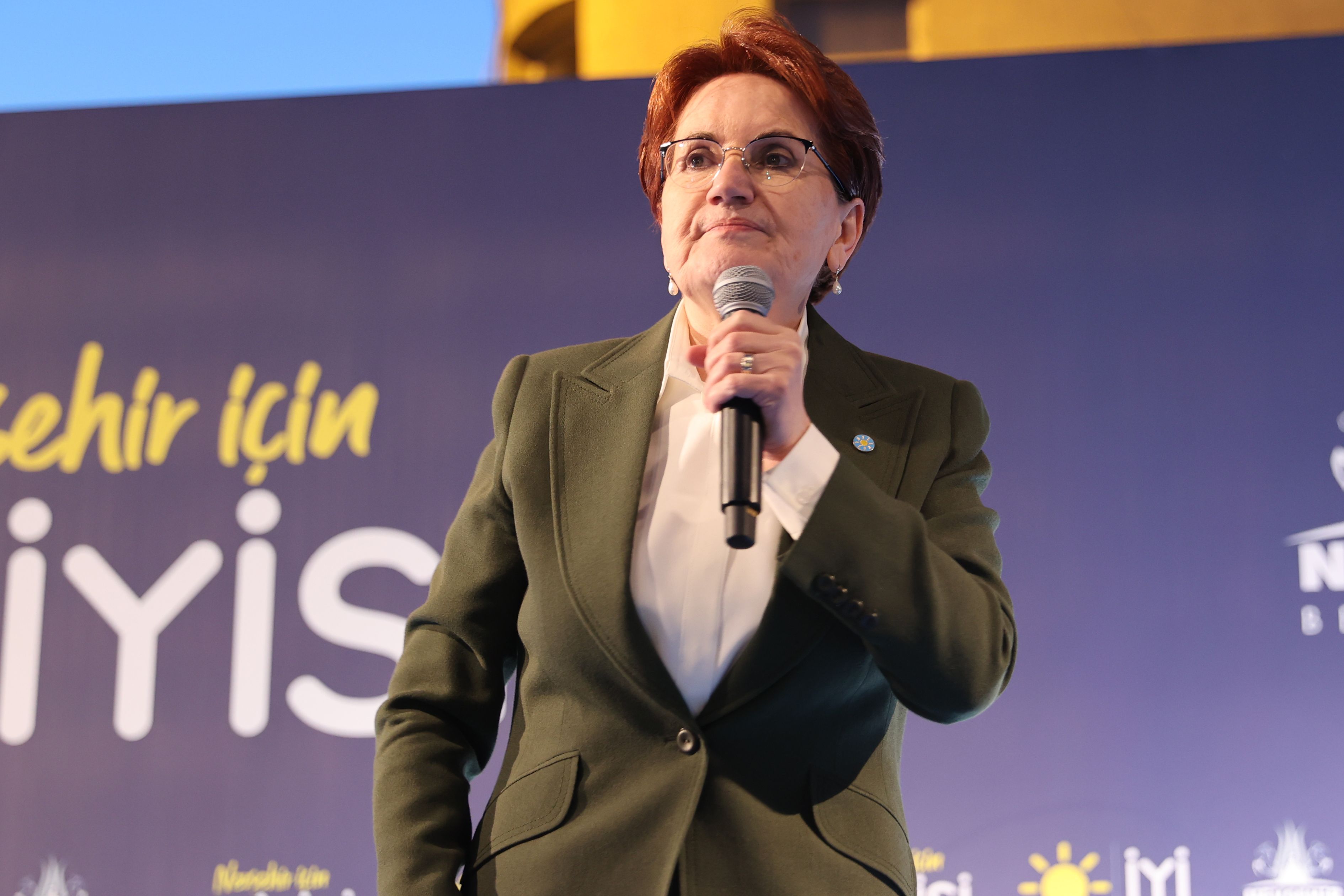 Akşener İmamoğlu ve Yavaş'ı topa tuttu! Kefil olup seçtirdiklerimiz hırsız çıktı - 2. Resim