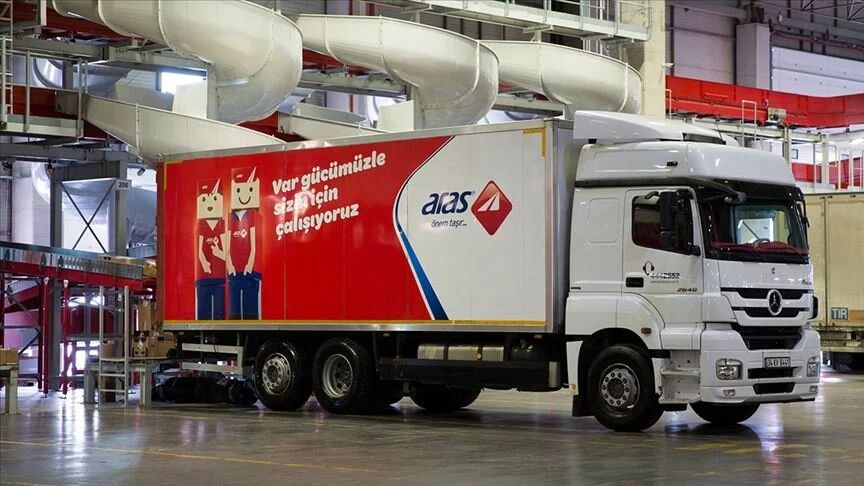 Kargo şubeleri 8 Nisan'da tüm gün, 9 Nisan'da yarım gün açık, Bayram boyunca ise kapalı olacak Kargo şubeleri 8 Nisan'da tüm gün, 9 Nisan'da yarım gün açık, Bayram boyunca ise kapalı olacak - 2. Resim