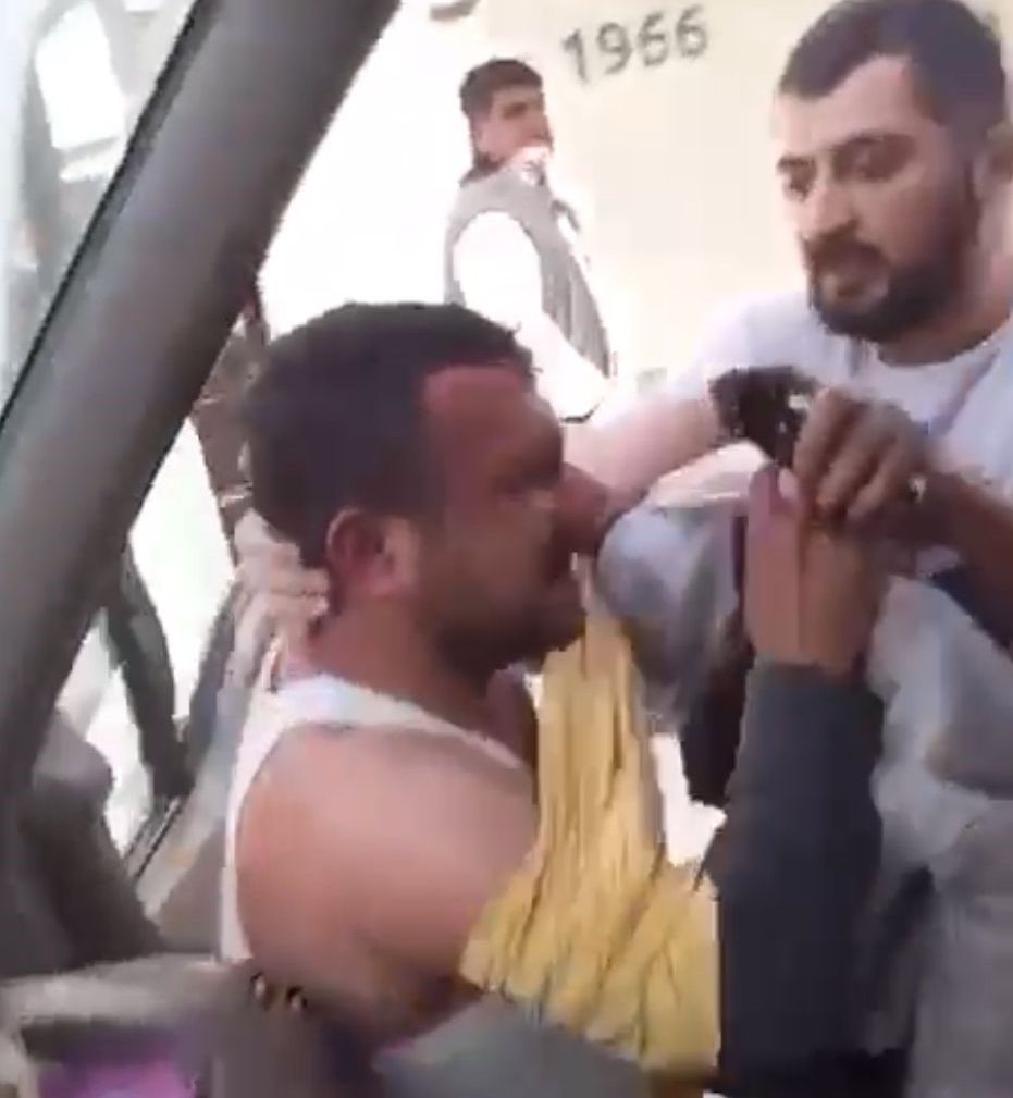 Biber gazı sıkan polis hakkında soruşturma başlatıldı - 2. Resim