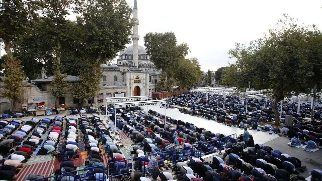 Bursa Gemlik ve Gürsu bayram namazı saat 07.04'te kılınacak Bursa Gemlik ve Gürsu bayram namazı saat 07.04'te kılınacak - 1. Resim