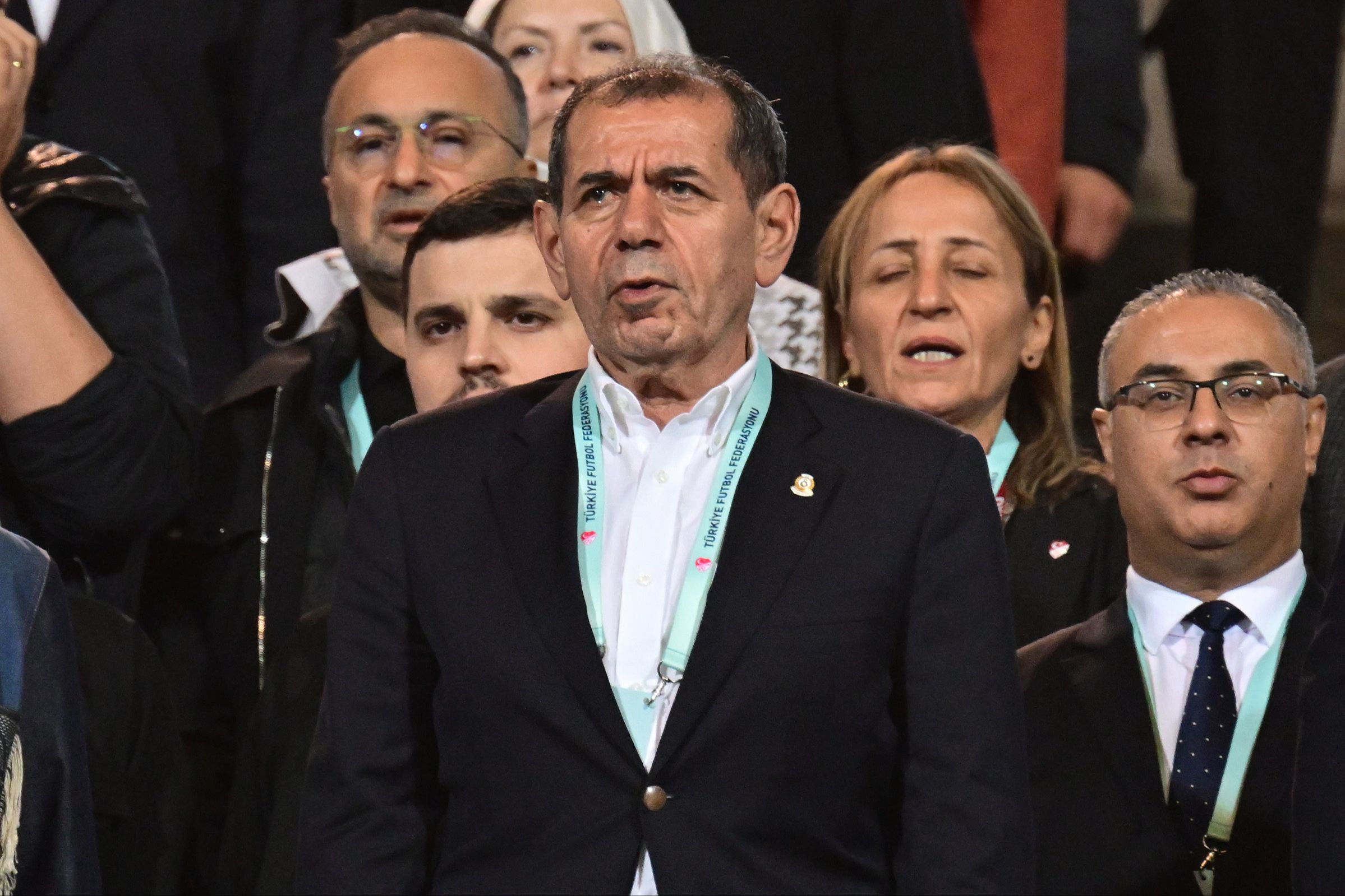 Dursun Özbek'ten tepki: Dünyaya mahcup olduk! Çocuklara yazık değil mi? - 1. Resim